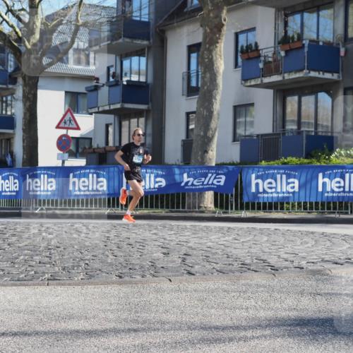 06.04.2025 - 44. Internationalen Wilhelmsburger Insellauf Luisa Fischer http://msf.ph/oto/7556609 06.04.2025 10:11:30 Ziel 5194 meine-sportfotos.de