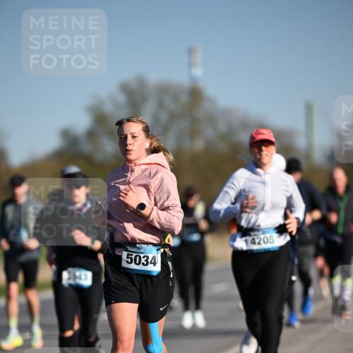 06.04.2025 - 44. Internationalen Wilhelmsburger Insellauf Dr. Thomas Lammeyer http://msf.ph/oto/7556611 06.04.2025 09:32:33 Laufen 3543, 5034, 14208 meine-sportfotos.de