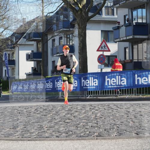 06.04.2025 - 44. Internationalen Wilhelmsburger Insellauf Luisa Fischer http://msf.ph/oto/7556626 06.04.2025 10:11:45 Ziel 3214 meine-sportfotos.de