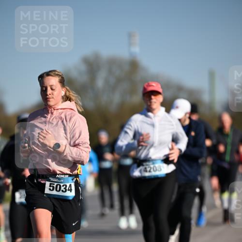 06.04.2025 - 44. Internationalen Wilhelmsburger Insellauf Dr. Thomas Lammeyer http://msf.ph/oto/7556629 06.04.2025 09:32:34 Laufen 5034, 4203 meine-sportfotos.de