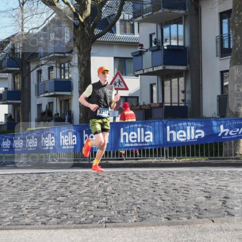 06.04.2025 - 44. Internationalen Wilhelmsburger Insellauf Luisa Fischer http://msf.ph/oto/7556633 06.04.2025 10:11:46 Ziel 3214 meine-sportfotos.de