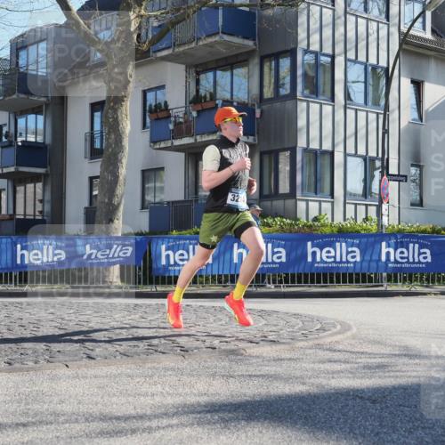 06.04.2025 - 44. Internationalen Wilhelmsburger Insellauf Luisa Fischer http://msf.ph/oto/7556655 06.04.2025 10:11:47 Ziel 3214 meine-sportfotos.de