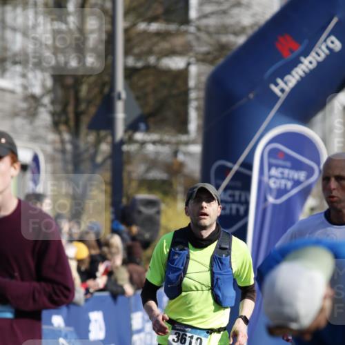 06.04.2025 - 44. Internationalen Wilhelmsburger Insellauf A. Gomolzig http://msf.ph/oto/7556656 06.04.2025 10:27:13 Ziel 3343, 3486, 3516, 3610, 4014, 4073, 4203, 4388, 5032 meine-sportfotos.de