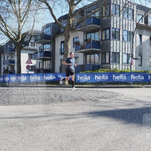 06.04.2025 - 44. Internationalen Wilhelmsburger Insellauf Luisa Fischer http://msf.ph/oto/7556685 06.04.2025 10:12:00 Ziel 3457 meine-sportfotos.de