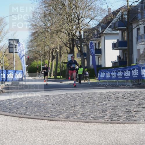 06.04.2025 - 44. Internationalen Wilhelmsburger Insellauf Luisa Fischer http://msf.ph/oto/7556699 06.04.2025 10:12:21 Ziel 4285 meine-sportfotos.de