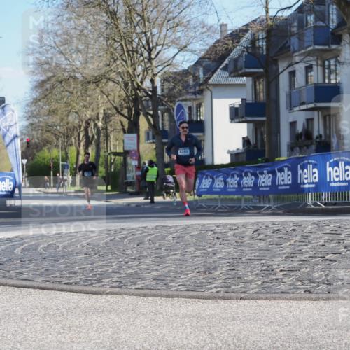 06.04.2025 - 44. Internationalen Wilhelmsburger Insellauf Luisa Fischer http://msf.ph/oto/7556710 06.04.2025 10:12:22 Ziel 4285 meine-sportfotos.de