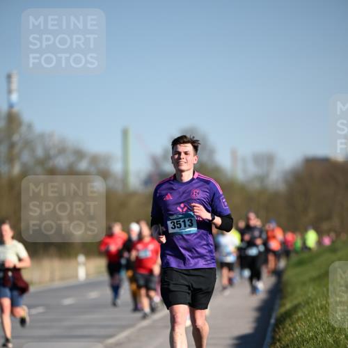 06.04.2025 - 44. Internationalen Wilhelmsburger Insellauf Dr. Thomas Lammeyer http://msf.ph/oto/7556721 06.04.2025 09:32:43 Laufen 3513 meine-sportfotos.de