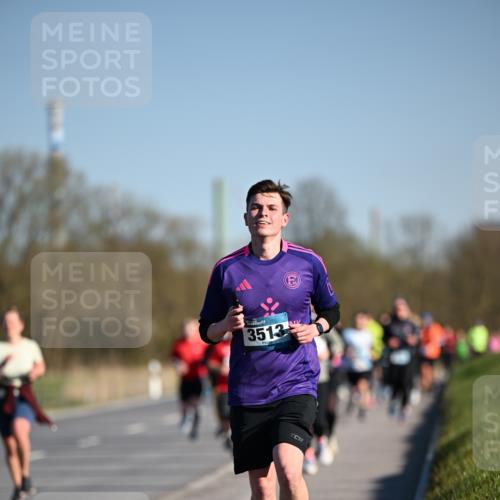 06.04.2025 - 44. Internationalen Wilhelmsburger Insellauf Dr. Thomas Lammeyer http://msf.ph/oto/7556744 06.04.2025 09:32:44 Laufen 3513 meine-sportfotos.de