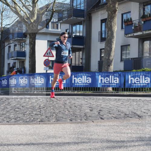 06.04.2025 - 44. Internationalen Wilhelmsburger Insellauf Luisa Fischer http://msf.ph/oto/7556752 06.04.2025 10:12:25 Ziel 4285 meine-sportfotos.de