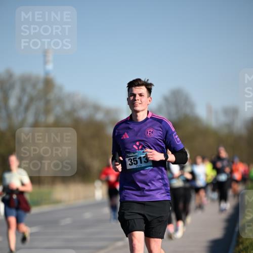 06.04.2025 - 44. Internationalen Wilhelmsburger Insellauf Dr. Thomas Lammeyer http://msf.ph/oto/7556759 06.04.2025 09:32:44 Laufen 3513 meine-sportfotos.de