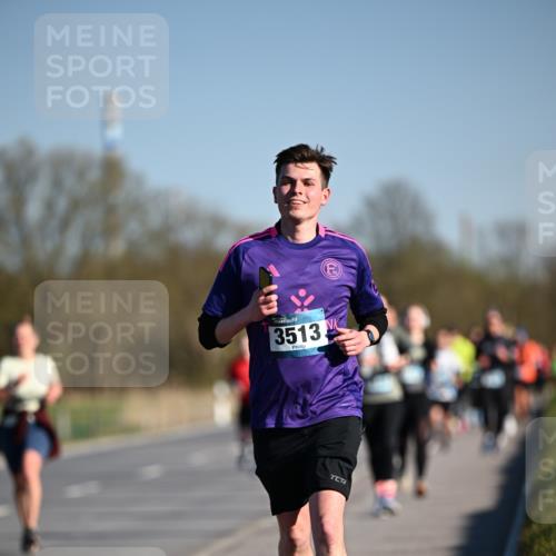 06.04.2025 - 44. Internationalen Wilhelmsburger Insellauf Dr. Thomas Lammeyer http://msf.ph/oto/7556767 06.04.2025 09:32:45 Laufen 3513 meine-sportfotos.de