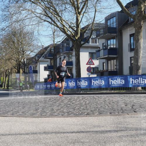 06.04.2025 - 44. Internationalen Wilhelmsburger Insellauf Luisa Fischer http://msf.ph/oto/7556784 06.04.2025 10:12:27 Ziel 4206 meine-sportfotos.de