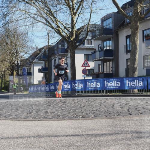 06.04.2025 - 44. Internationalen Wilhelmsburger Insellauf Luisa Fischer http://msf.ph/oto/7556787 06.04.2025 10:12:27 Ziel 4206 meine-sportfotos.de