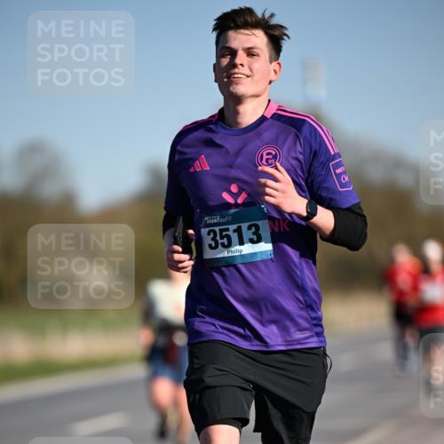 06.04.2025 - 44. Internationalen Wilhelmsburger Insellauf Dr. Thomas Lammeyer http://msf.ph/oto/7556813 06.04.2025 09:32:46 Laufen 3513 meine-sportfotos.de