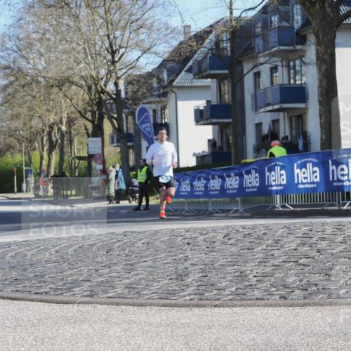 06.04.2025 - 44. Internationalen Wilhelmsburger Insellauf Luisa Fischer http://msf.ph/oto/7556817 06.04.2025 10:12:48 Ziel  meine-sportfotos.de