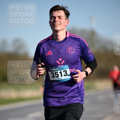 06.04.2025 - 44. Internationalen Wilhelmsburger Insellauf Dr. Thomas Lammeyer http://msf.ph/oto/7556821 06.04.2025 09:32:47 Laufen 3513 meine-sportfotos.de
