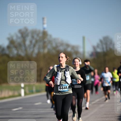 06.04.2025 - 44. Internationalen Wilhelmsburger Insellauf Dr. Thomas Lammeyer http://msf.ph/oto/7556834 06.04.2025 09:32:50 Laufen 4448, 512 meine-sportfotos.de