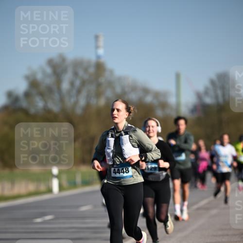 06.04.2025 - 44. Internationalen Wilhelmsburger Insellauf Dr. Thomas Lammeyer http://msf.ph/oto/7556841 06.04.2025 09:32:50 Laufen 4448 meine-sportfotos.de