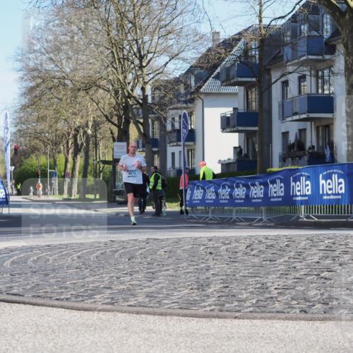 06.04.2025 - 44. Internationalen Wilhelmsburger Insellauf Luisa Fischer http://msf.ph/oto/7556842 06.04.2025 10:13:07 Ziel 4572 meine-sportfotos.de