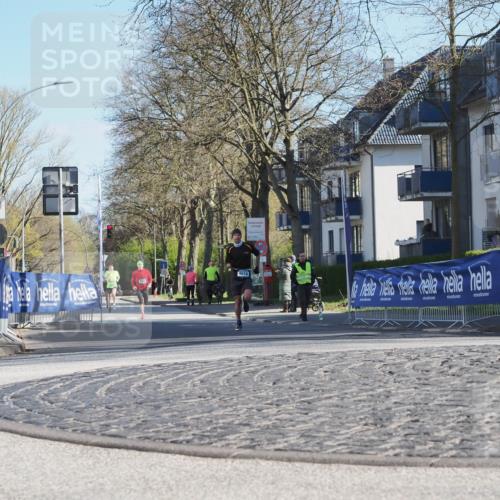 06.04.2025 - 44. Internationalen Wilhelmsburger Insellauf Luisa Fischer http://msf.ph/oto/7556877 06.04.2025 10:13:37 Ziel 4618 meine-sportfotos.de