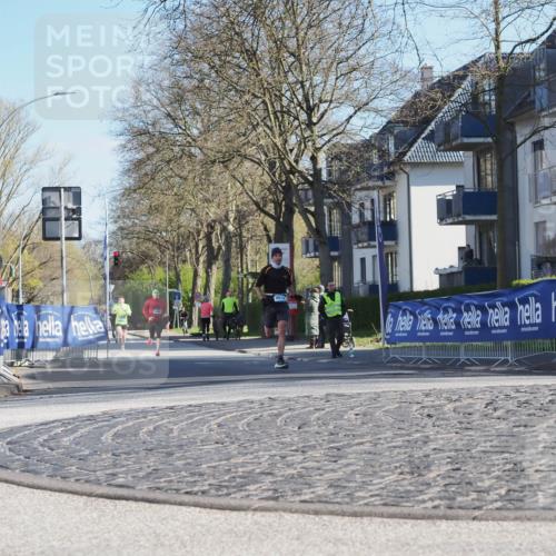 06.04.2025 - 44. Internationalen Wilhelmsburger Insellauf Luisa Fischer http://msf.ph/oto/7556883 06.04.2025 10:13:37 Ziel  meine-sportfotos.de