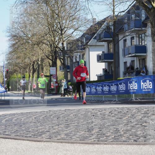 06.04.2025 - 44. Internationalen Wilhelmsburger Insellauf Luisa Fischer http://msf.ph/oto/7556922 06.04.2025 10:13:43 Ziel 3184, 327, 3189 meine-sportfotos.de