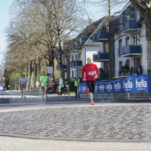 06.04.2025 - 44. Internationalen Wilhelmsburger Insellauf Luisa Fischer http://msf.ph/oto/7556925 06.04.2025 10:13:44 Ziel 3184, 3189 meine-sportfotos.de