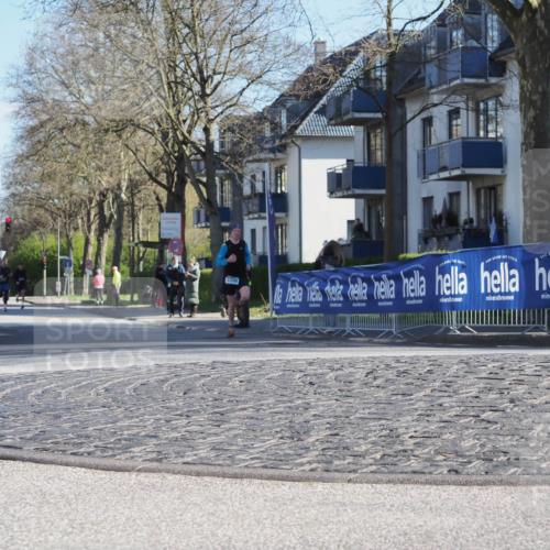 06.04.2025 - 44. Internationalen Wilhelmsburger Insellauf Luisa Fischer http://msf.ph/oto/7557022 06.04.2025 10:14:36 Ziel 3399 meine-sportfotos.de