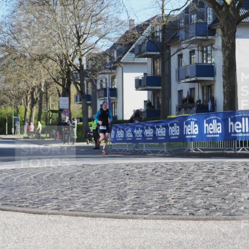 06.04.2025 - 44. Internationalen Wilhelmsburger Insellauf Luisa Fischer http://msf.ph/oto/7557024 06.04.2025 10:14:36 Ziel 3399 meine-sportfotos.de