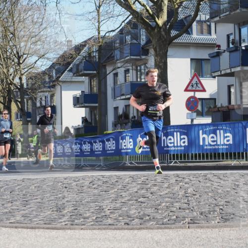 06.04.2025 - 44. Internationalen Wilhelmsburger Insellauf Luisa Fischer http://msf.ph/oto/7557069 06.04.2025 10:14:45 Ziel 3524 meine-sportfotos.de