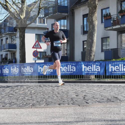 06.04.2025 - 44. Internationalen Wilhelmsburger Insellauf Luisa Fischer http://msf.ph/oto/7557121 06.04.2025 10:15:05 Ziel 3059 meine-sportfotos.de
