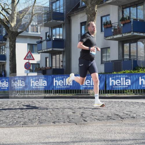 06.04.2025 - 44. Internationalen Wilhelmsburger Insellauf Luisa Fischer http://msf.ph/oto/7557123 06.04.2025 10:15:05 Ziel  meine-sportfotos.de