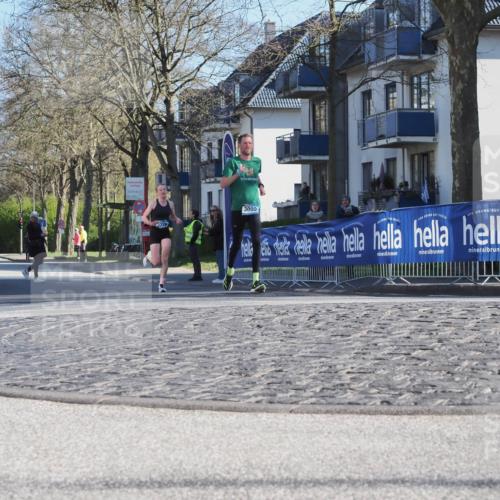 06.04.2025 - 44. Internationalen Wilhelmsburger Insellauf Luisa Fischer http://msf.ph/oto/7557152 06.04.2025 10:15:14 Ziel 3776, 3080 meine-sportfotos.de