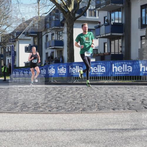 06.04.2025 - 44. Internationalen Wilhelmsburger Insellauf Luisa Fischer http://msf.ph/oto/7557170 06.04.2025 10:15:15 Ziel 3080, 3776 meine-sportfotos.de