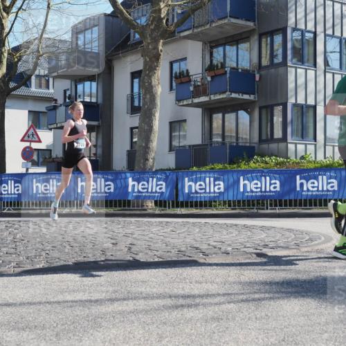 06.04.2025 - 44. Internationalen Wilhelmsburger Insellauf Luisa Fischer http://msf.ph/oto/7557188 06.04.2025 10:15:17 Ziel 3776, 3080 meine-sportfotos.de