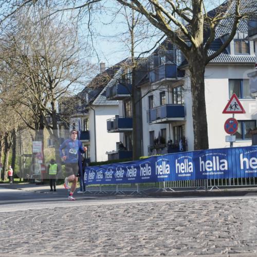 06.04.2025 - 44. Internationalen Wilhelmsburger Insellauf Luisa Fischer http://msf.ph/oto/7557277 06.04.2025 10:16:13 Ziel 4430 meine-sportfotos.de