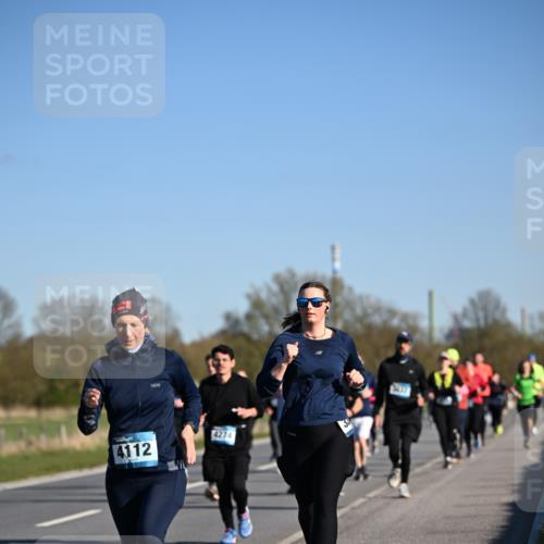 06.04.2025 - 44. Internationalen Wilhelmsburger Insellauf Dr. Thomas Lammeyer http://msf.ph/oto/7557290 06.04.2025 09:33:19 Laufen 4112, 4274 meine-sportfotos.de