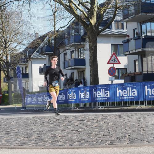 06.04.2025 - 44. Internationalen Wilhelmsburger Insellauf Luisa Fischer http://msf.ph/oto/7557308 06.04.2025 10:16:32 Ziel 4439 meine-sportfotos.de