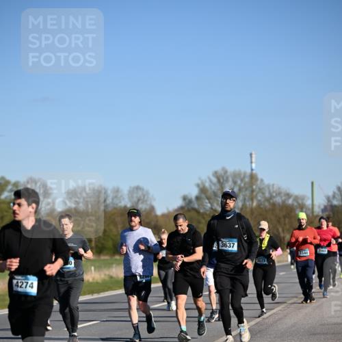 06.04.2025 - 44. Internationalen Wilhelmsburger Insellauf Dr. Thomas Lammeyer http://msf.ph/oto/7557351 06.04.2025 09:33:22 Laufen 4274, 0, 23637, 3340, 356, 3077 meine-sportfotos.de