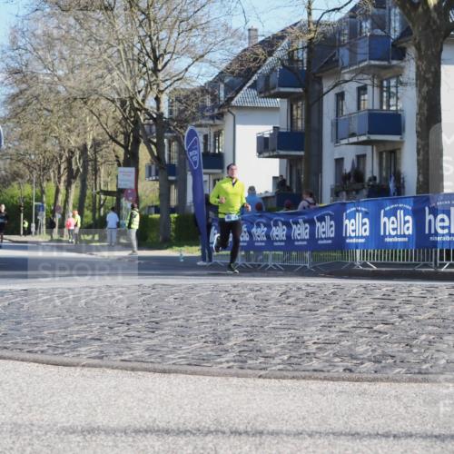 06.04.2025 - 44. Internationalen Wilhelmsburger Insellauf Luisa Fischer http://msf.ph/oto/7557381 06.04.2025 10:17:07 Ziel 409 meine-sportfotos.de