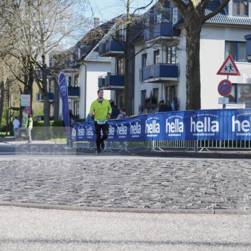 06.04.2025 - 44. Internationalen Wilhelmsburger Insellauf Luisa Fischer http://msf.ph/oto/7557387 06.04.2025 10:17:08 Ziel 4096 meine-sportfotos.de