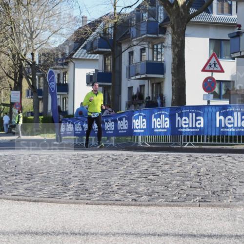 06.04.2025 - 44. Internationalen Wilhelmsburger Insellauf Luisa Fischer http://msf.ph/oto/7557389 06.04.2025 10:17:08 Ziel 4096 meine-sportfotos.de