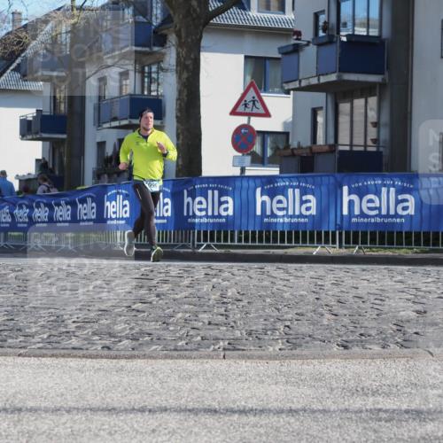 06.04.2025 - 44. Internationalen Wilhelmsburger Insellauf Luisa Fischer http://msf.ph/oto/7557397 06.04.2025 10:17:09 Ziel 3, 096 meine-sportfotos.de