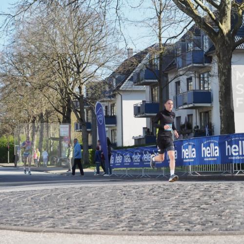 06.04.2025 - 44. Internationalen Wilhelmsburger Insellauf Luisa Fischer http://msf.ph/oto/7557420 06.04.2025 10:17:16 Ziel  meine-sportfotos.de
