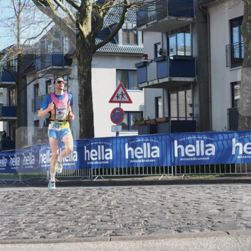06.04.2025 - 44. Internationalen Wilhelmsburger Insellauf Luisa Fischer http://msf.ph/oto/7557442 06.04.2025 10:17:22 Ziel 3259, 6 meine-sportfotos.de