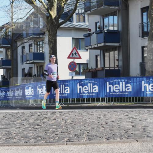 06.04.2025 - 44. Internationalen Wilhelmsburger Insellauf Luisa Fischer http://msf.ph/oto/7557448 06.04.2025 10:17:53 Ziel 3994 meine-sportfotos.de
