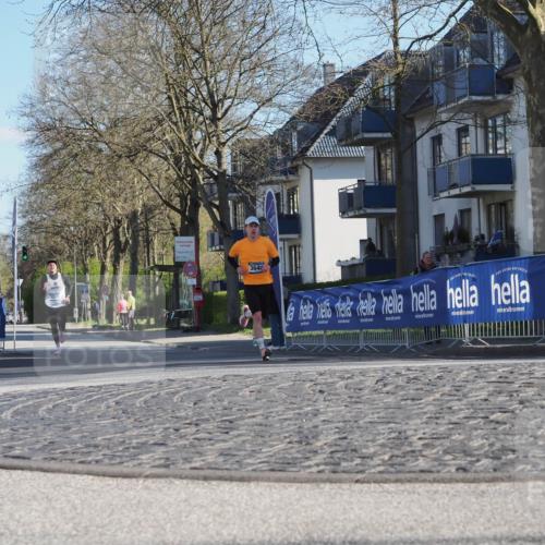 06.04.2025 - 44. Internationalen Wilhelmsburger Insellauf Luisa Fischer http://msf.ph/oto/7557481 06.04.2025 10:18:29 Ziel 3203, 3643 meine-sportfotos.de