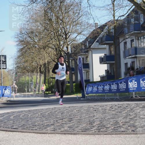 06.04.2025 - 44. Internationalen Wilhelmsburger Insellauf Luisa Fischer http://msf.ph/oto/7557506 06.04.2025 10:18:33 Ziel 3203 meine-sportfotos.de