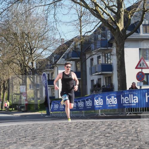 06.04.2025 - 44. Internationalen Wilhelmsburger Insellauf Luisa Fischer http://msf.ph/oto/7557529 06.04.2025 10:18:40 Ziel 3739 meine-sportfotos.de