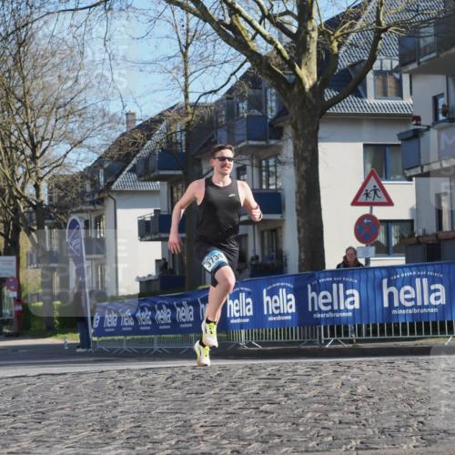 06.04.2025 - 44. Internationalen Wilhelmsburger Insellauf Luisa Fischer http://msf.ph/oto/7557535 06.04.2025 10:18:40 Ziel 3739 meine-sportfotos.de